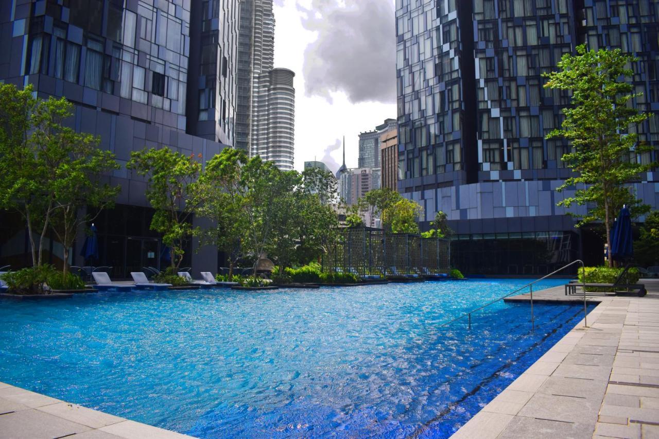 Star Holiday Sky Pool Klcc Куала-Лумпур Экстерьер фото