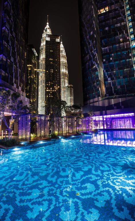 Star Holiday Sky Pool Klcc Куала-Лумпур Экстерьер фото