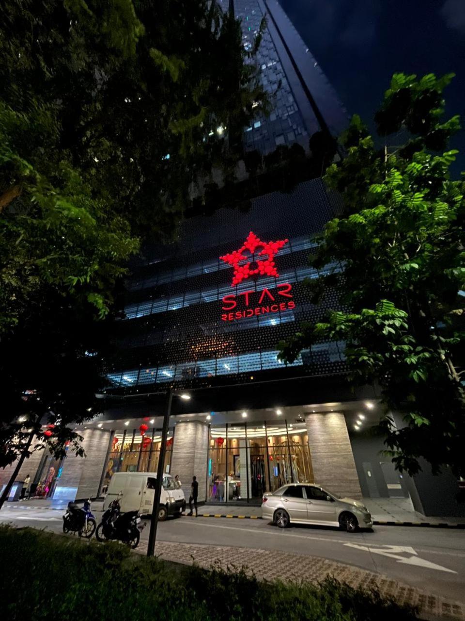 Star Holiday Sky Pool Klcc Куала-Лумпур Экстерьер фото